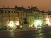 Przesiadka drugiej grupy - nocne zwiedzanie Warszawy - kliknij by zobaczy powikszenie