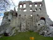 Zamek w Ogrodziecu - kliknij by zobaczy powikszenie
