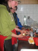 Kucharki przy pracy - schronisko w Woosatem - kliknij by zobaczy powikszenie